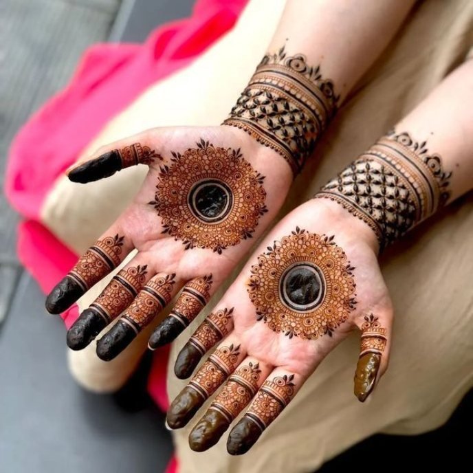 mehndi mandala design