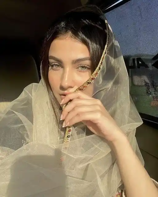 cute girl pic 