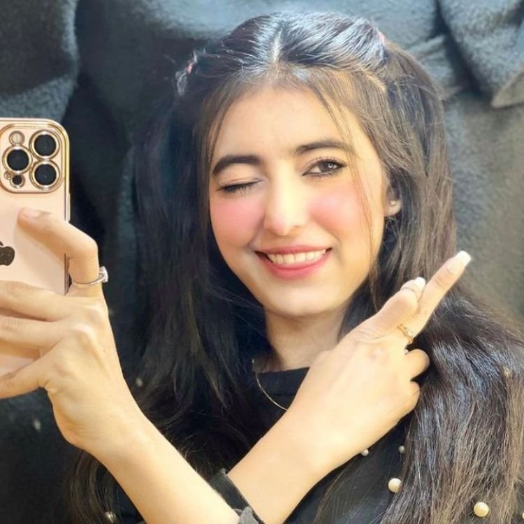 unique cute dp for girls
